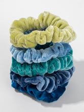 Load image into Gallery viewer, ‘BLUE BISQUE’ velvet scrunchie